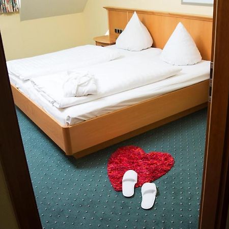 Hotel Berlin - Greenline Hotel Цоссен Екстер'єр фото