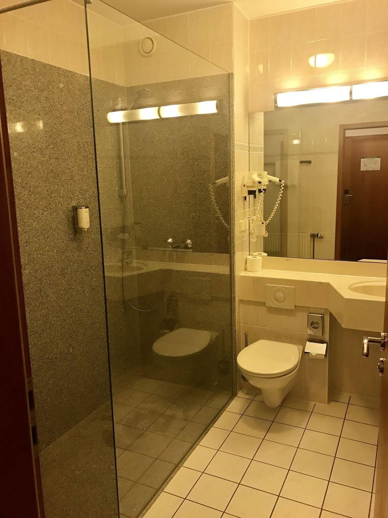Hotel Berlin - Greenline Hotel Цоссен Екстер'єр фото