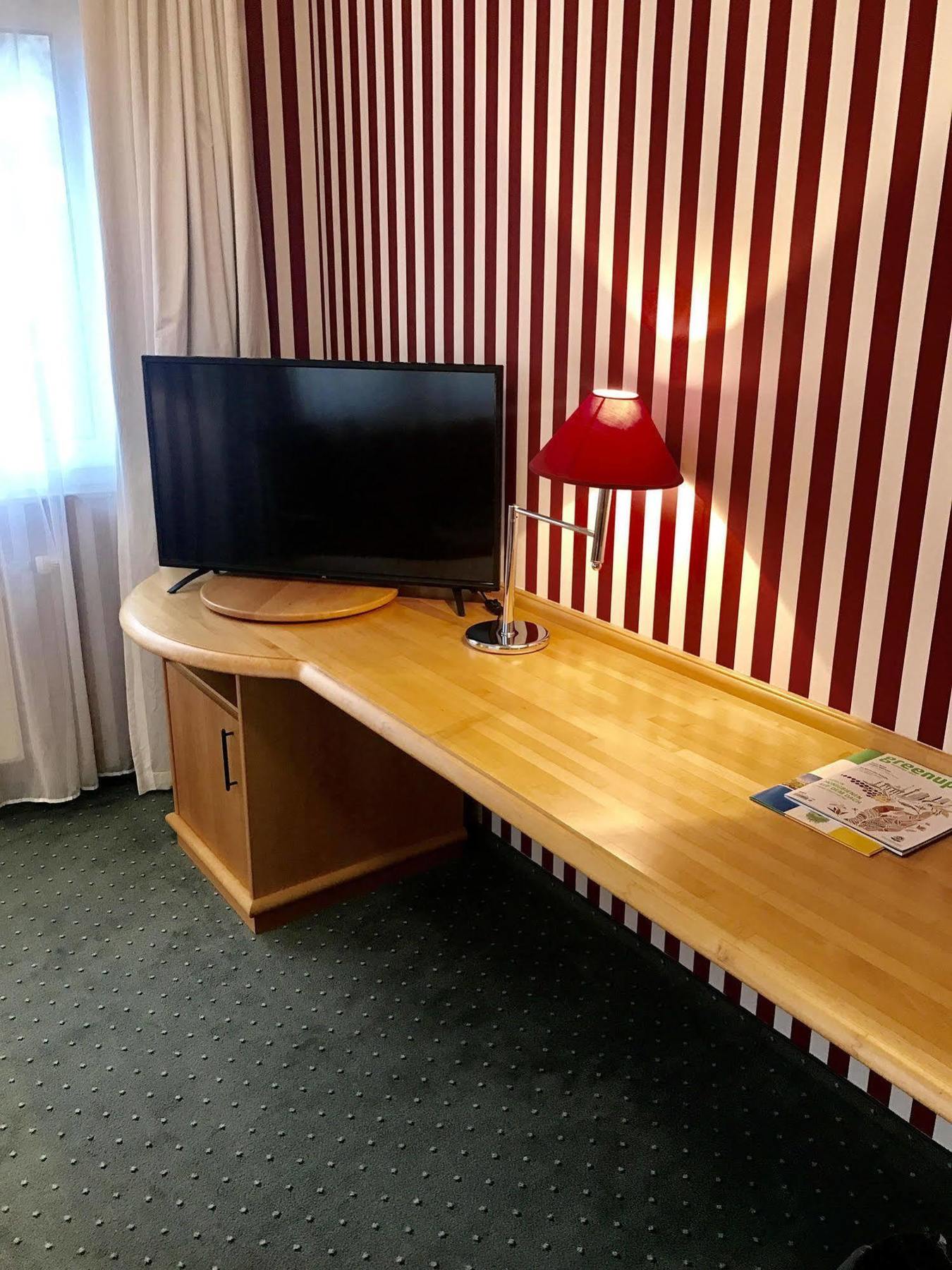 Hotel Berlin - Greenline Hotel Цоссен Екстер'єр фото